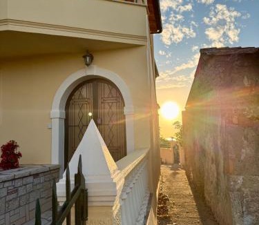 Vatos House | iLIONI-Corfu Luxe Living-Modern 2BR,2BA,Close to the sea