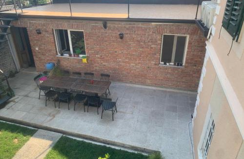 Shkoder Bed & Breakfast | Vintage Villa