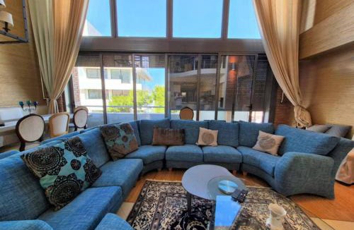 Glyfada Apartment | Modern Villa in the heart of Athens Riviera with garden