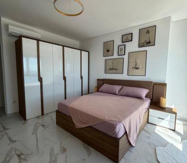 Shengjin Apartment | Sea La Vie - Elegant Beachfront Family Apartment, Shëngjin