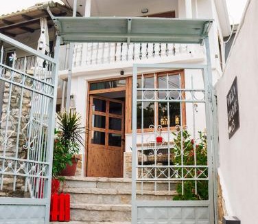 Gjirokaster Apartment | Villa Marie 23