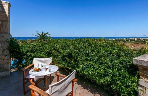 Asprouliani Villa | Villa Avra by Villa Plus