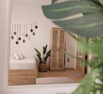 Drama Apartment | Happy Studio
