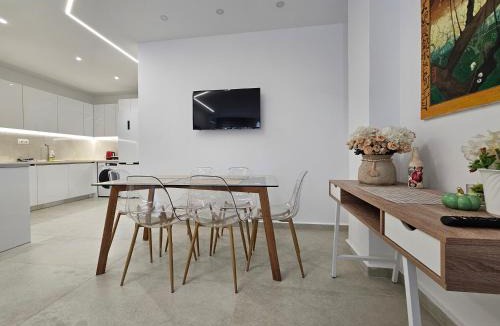 Nea Ionia Apartment | Sagar Residential Apartment - Athens Town