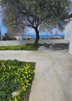 Milos House | Maria's place Agkistri