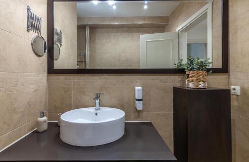Linoperamata Apartment | Albore ImBlue, Luxury Sea View Jacuzzi Retreat in Crete