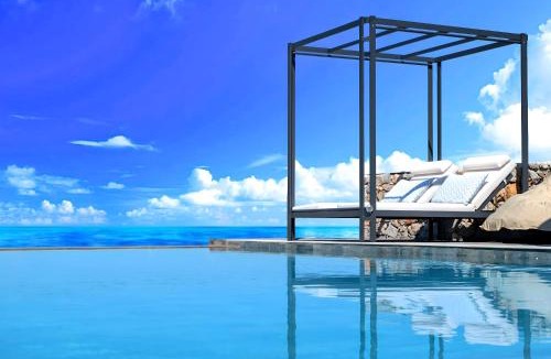 Asprouliani Villa | Grey Grand Villa Private Pool