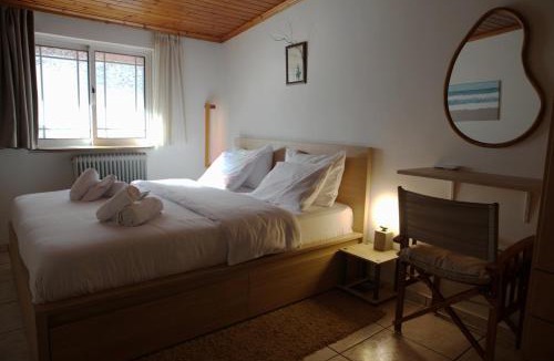 Amarousion Apartment | Apos Roof