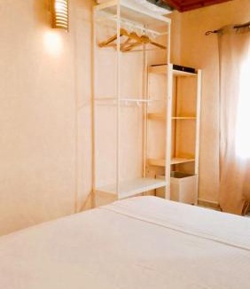 Astris House | La Rosalie