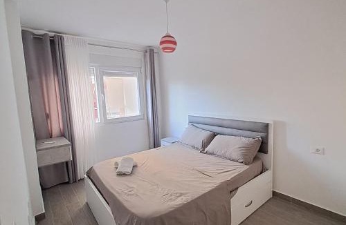 Shengjin Apartment | Apartment Lola Shengjin