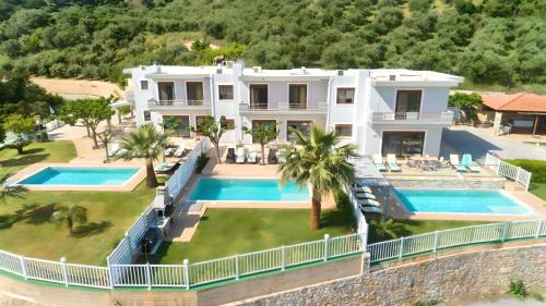 Georgioupolis Villa | Sunlight Villas Heated Pool