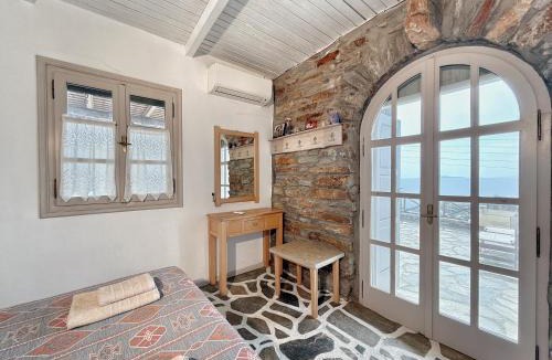 Koundouros Villa | The Stone Windmill