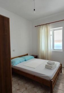 Qeparo House | Sunset Boulevard Rooms