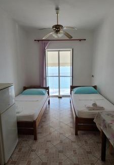 Qeparo House | Sunset Boulevard Rooms