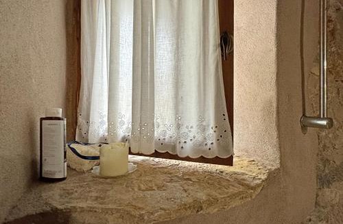 Diasella Apartment | Lina's Art and Stone Studio