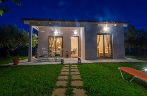 Korfalonas House | Coastal Haven Your Oasis by the Sea