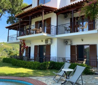 Skiathos Apartment | Villa Xanthippi
