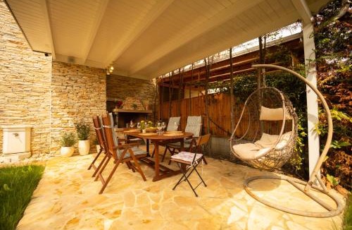 Ishem Villa | Ingrit Gjoni Villas