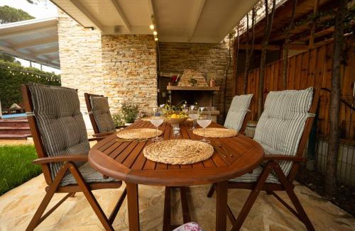 Ishem Villa | Ingrit Gjoni Villas