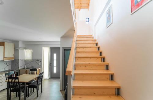 Himare Villa | Dea's home