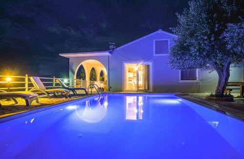 Katsimatika Villa | Lioniskari Seaviews - Paxoi's Private Pool Oasis