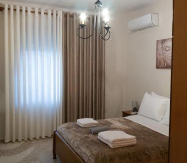 Gjirokaster Apartment | Villa Iliothea