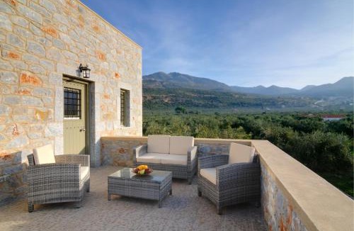 Lefktron House | Nikoloudi Estate