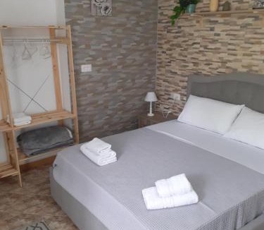 Lazarat House | Guest House KrisHen