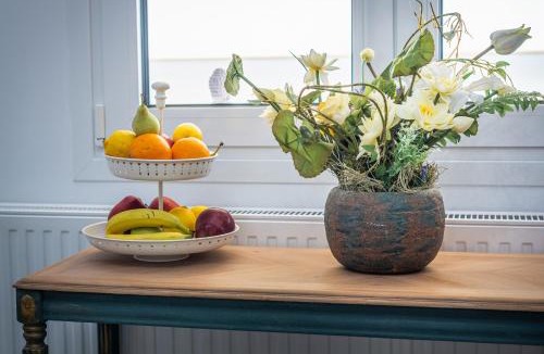 Dafni-Ymittos Apartment | Athenian Oasis Near Athens Metro Mall