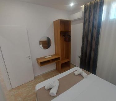 Velipoje Apartment | Piazza Apartments