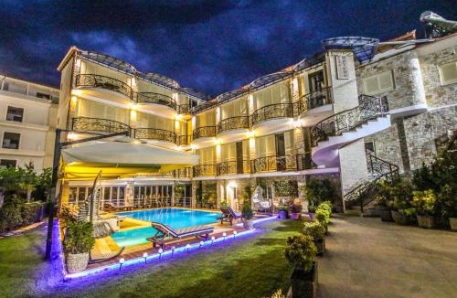 Himare Hotel | Vila Mateus