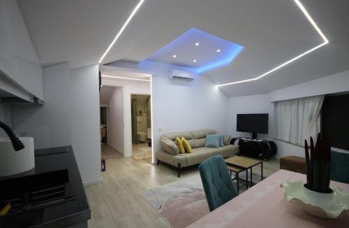 Borsh Apartment | Metaj House