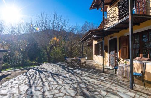Potamia Villa | RiverHome