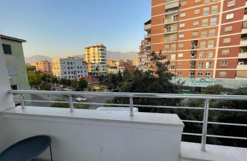 Tirana Apartment | Rooms Hotel Andy