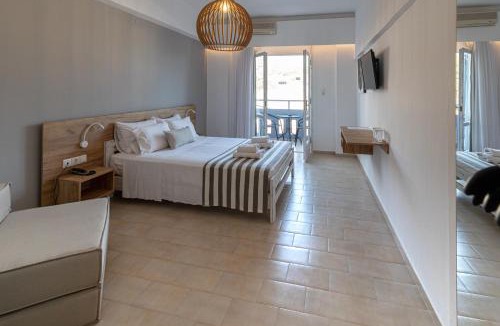 Tsoutsouros Hotel | Triton Beachfront Village Hotel