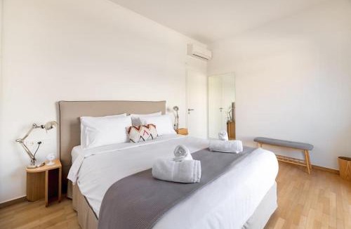 Pangrati Apartment | The HostMaster Metropolitan Penthouse