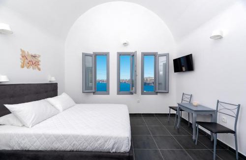 Akrotiri Bed & Breakfast | Pancratium Villas & Suites