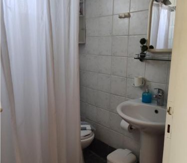 Lygia Cabin | Sunny Room Lefkada