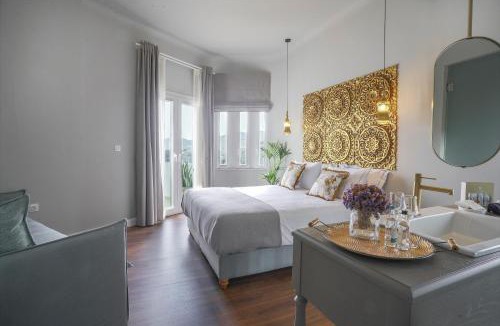 Ermoupoli Hotel | Pafsilipon Suites