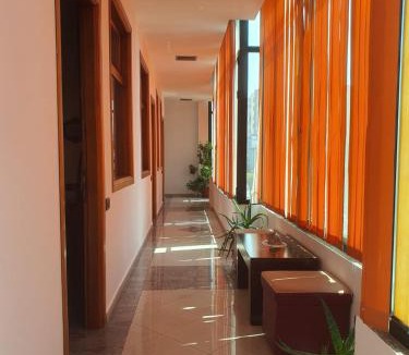 Fushe-Kruje Hotel | Hotel W Bush Square