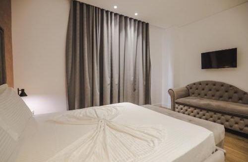 Sarande Hotel | Luxury Villa Alisja Sarande with Private Beach