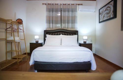 Aristi House | Euaggelias & Cristianas House