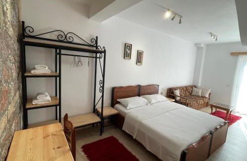 Moscopole House | Bujtina Liana Voskopoje
