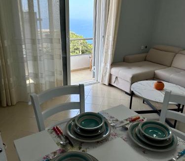 Piqeras Apartment | Apartment for rent Piqeras, Sarande
