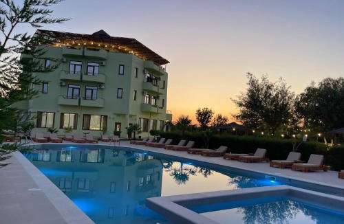 Lezhe Hotel | PARADISE Laguna Vain