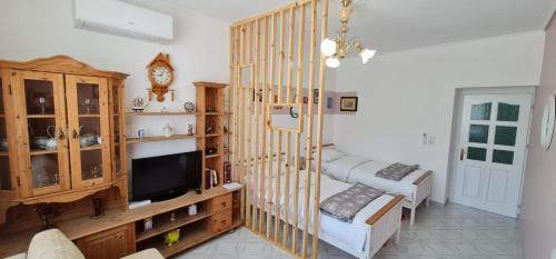 Permet House | Funky Boutique Hotel & Adventures