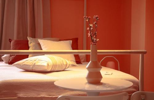 Patras Apartment | RYB Colour Apartment