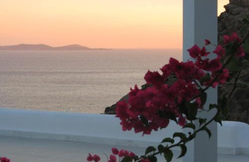 Tourlos Apartment | Adikri Villas & Suites
