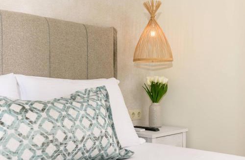 Koinira Bed & Breakfast | Faros View