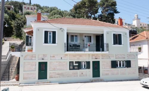 Vathy Apartment | Antheon apartments